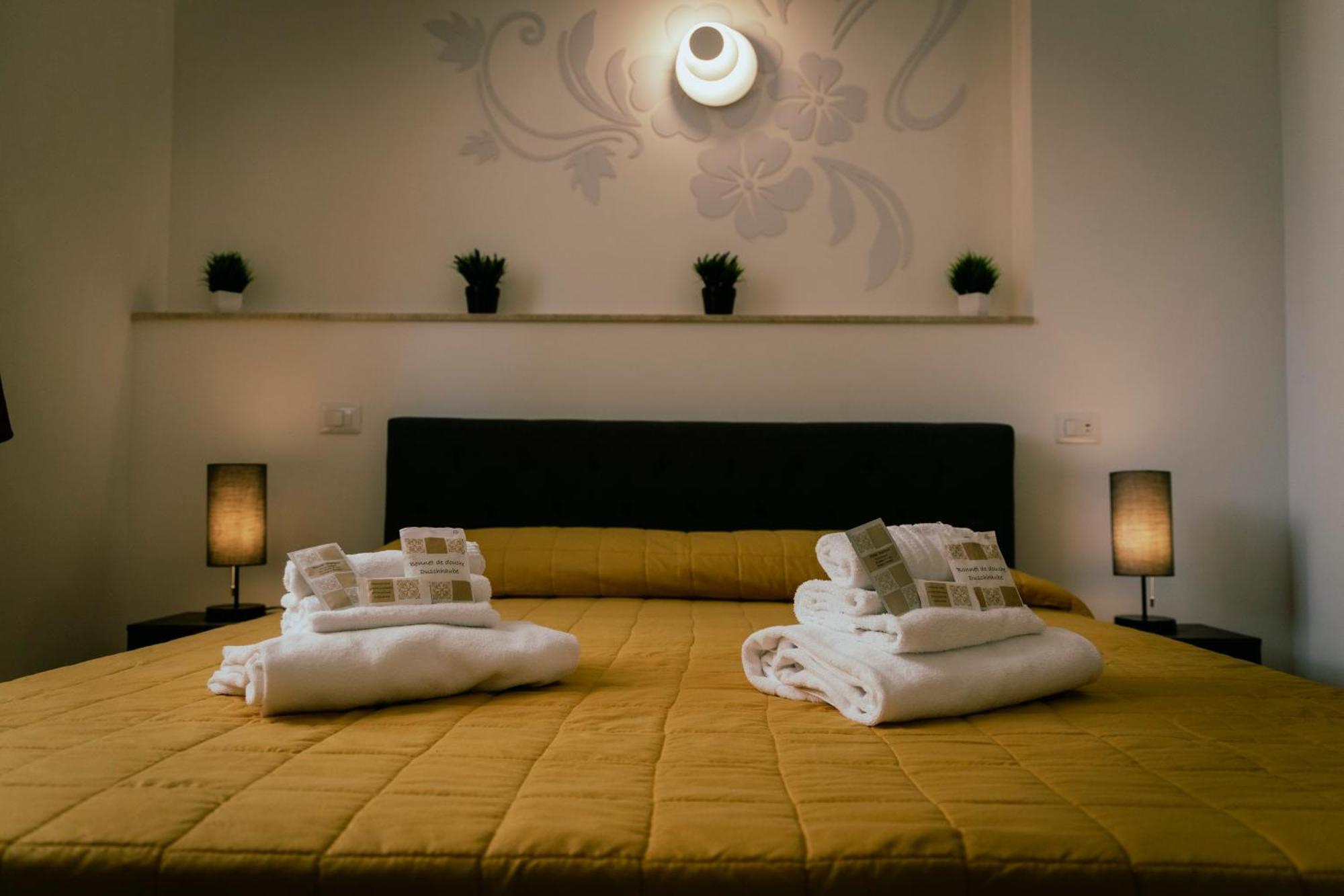 Guesthouse Aurora A.E. โรม ภายนอก รูปภาพ