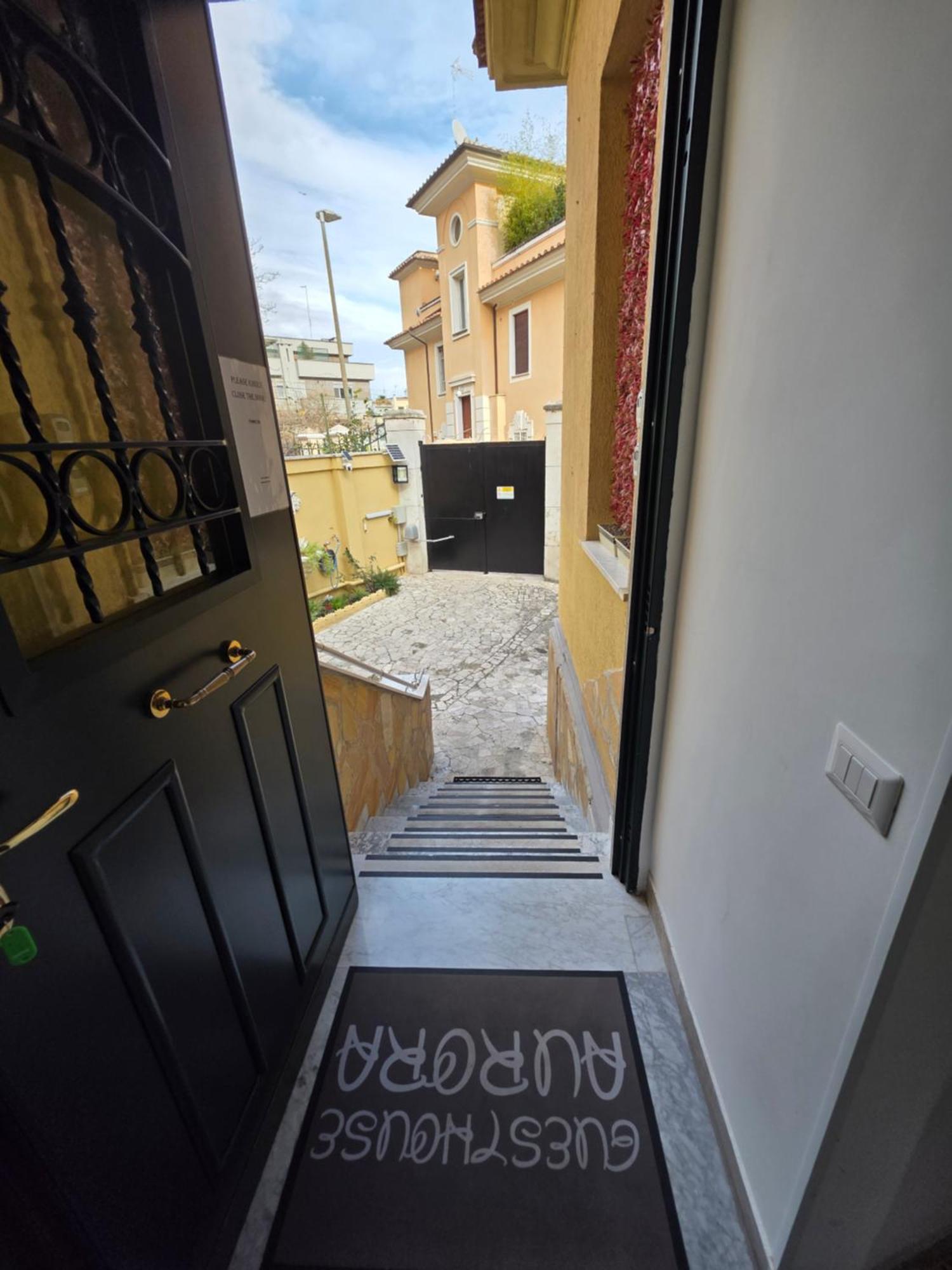 Guesthouse Aurora A.E. โรม ภายนอก รูปภาพ