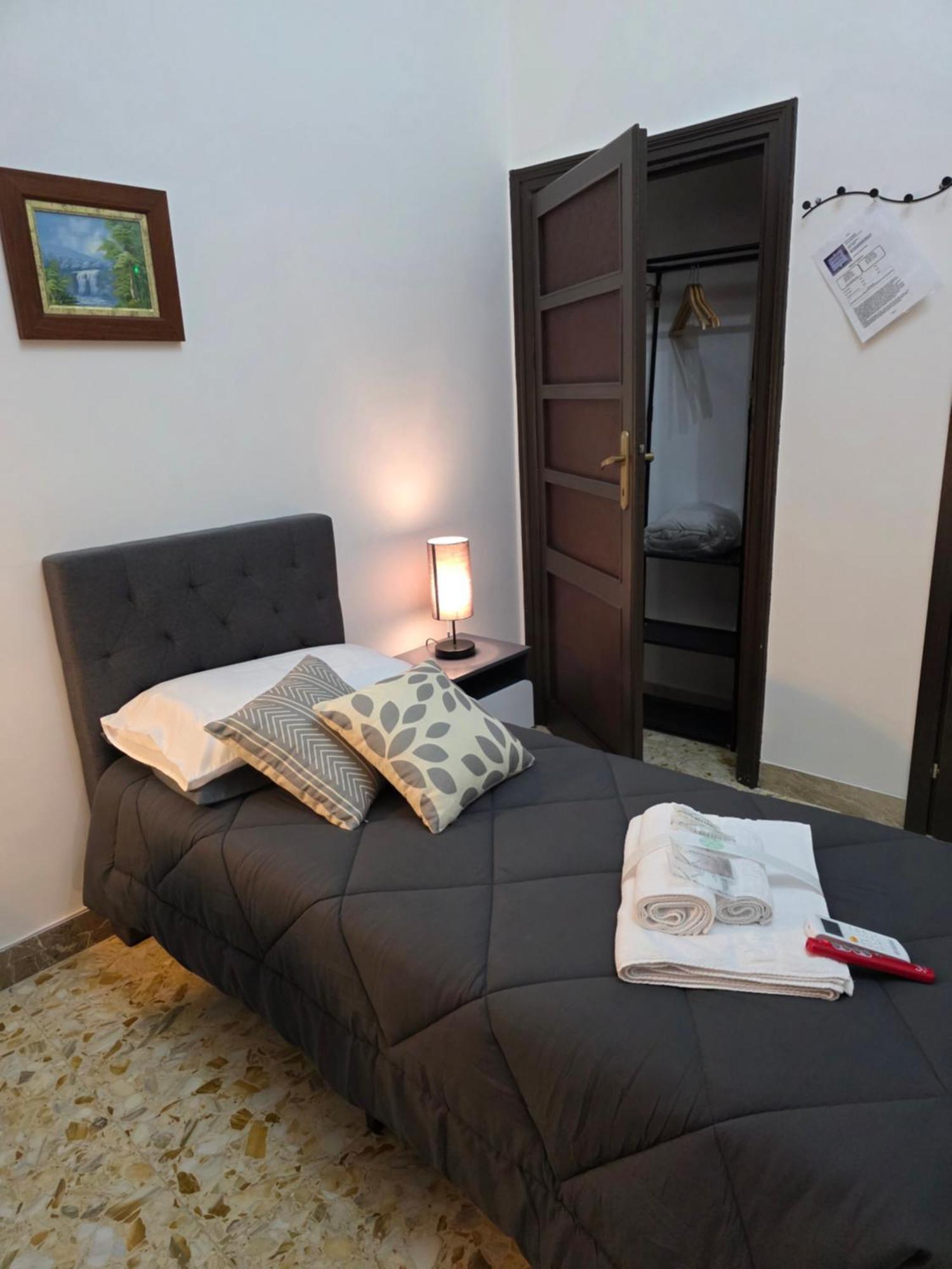Guesthouse Aurora A.E. โรม ภายนอก รูปภาพ